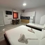 Full Moon Apartament *
