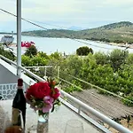 Appartamento Full Moon Ksamil