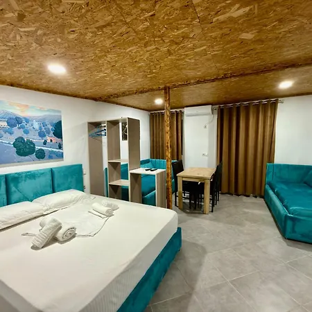 Full Moon Apartment