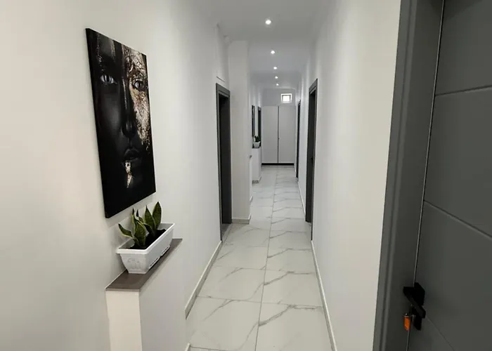 Full Moon * 卡萨米尔