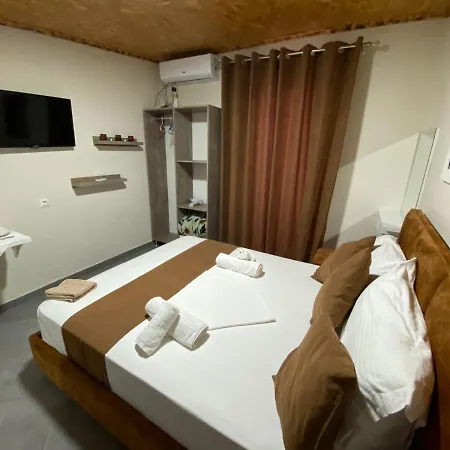 Full Moon Apartman *