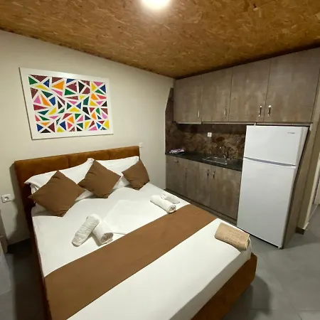 Full Moon Apartman *